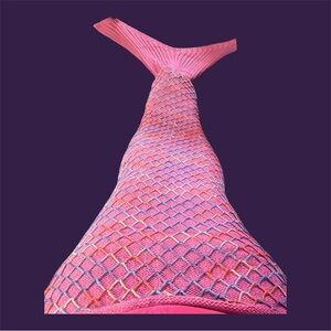 Pink Mermaid Tail Blanket crochet
